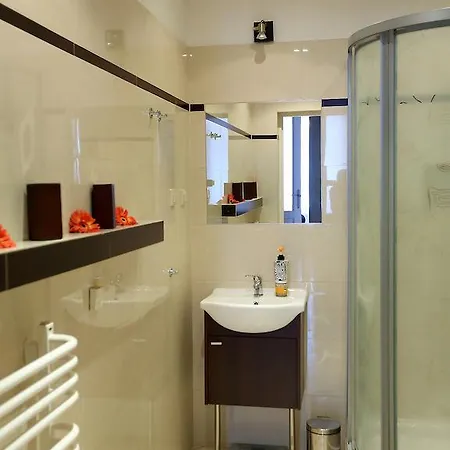 Viktoria Apartment
