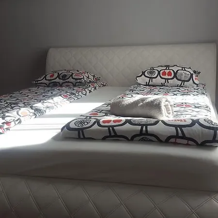 Viktoria Apartamento