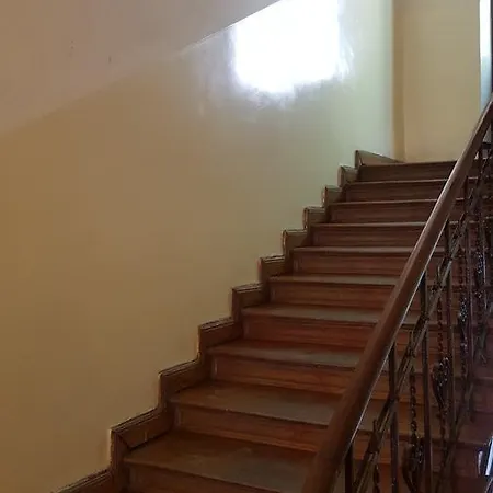 Viktoria Apartamento *